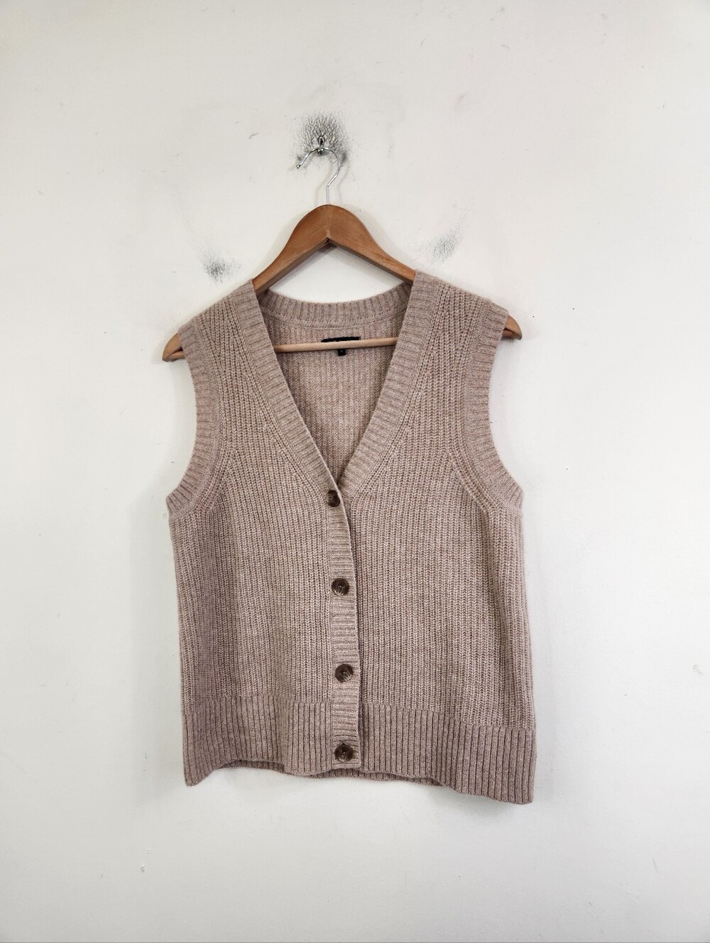 Quince Mongolian Cashmere Fisherman Sweater Vest - Picture 2 of 8